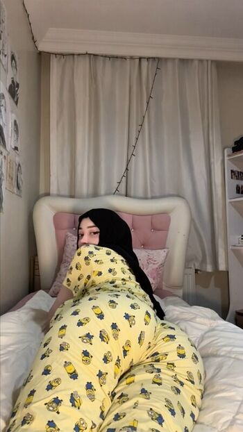 Full leaked Zelal page private onlyfans photo