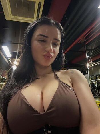 Full leaked Zelihanday private onlyfans photo