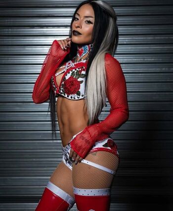 Zelina Vega