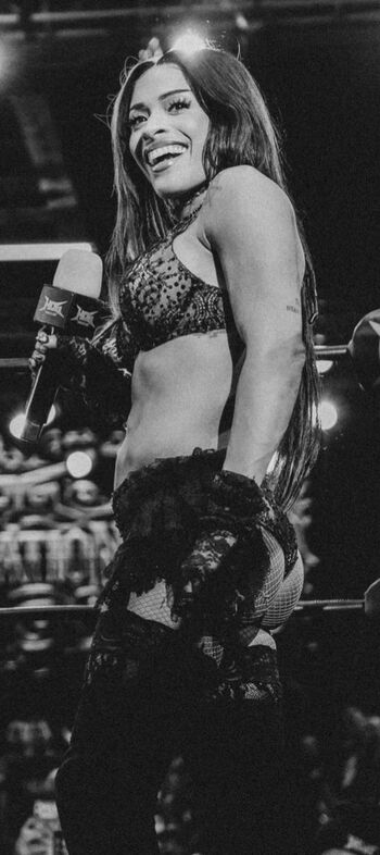 Zelina Vega