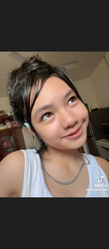 Full leaked Zelynics private onlyfans photo