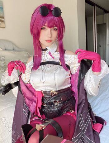 Full leaked Zerhoe two page private onlyfans photo