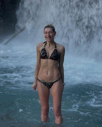 Full leaked Zeta douka page private onlyfans photo