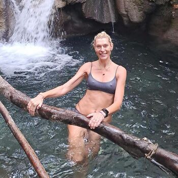 Full leaked Zeta douka private onlyfans photo