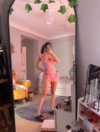 Full leaked Zeynepiksy zeynep page private onlyfans photo