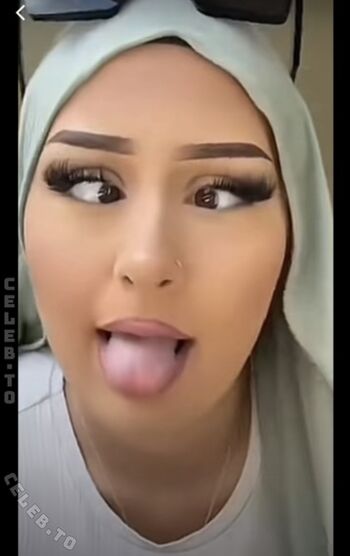 Full leaked Zeynohijabi private onlyfans photo