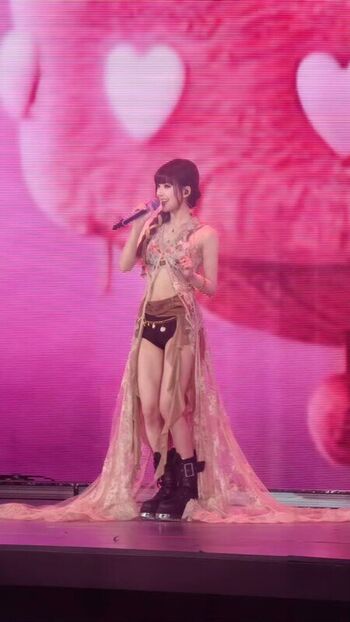 Full leaked Zhao lusi page private onlyfans photo
