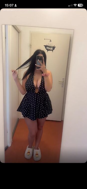 Full leaked Zinebgang private onlyfans photo