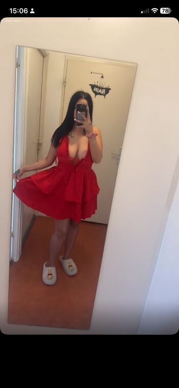 Full leaked Zinebgang private onlyfans photo