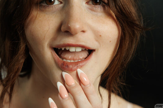 Full leaked Zishy  page private onlyfans photo