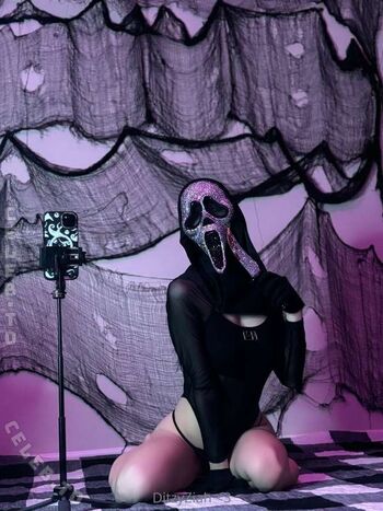 Full leaked Zizibunnii private onlyfans photo