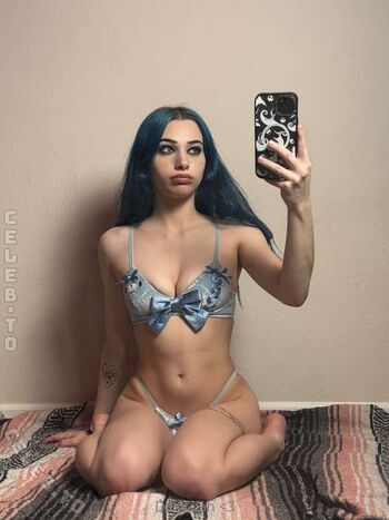 Full leaked Zizibunnii private onlyfans photo