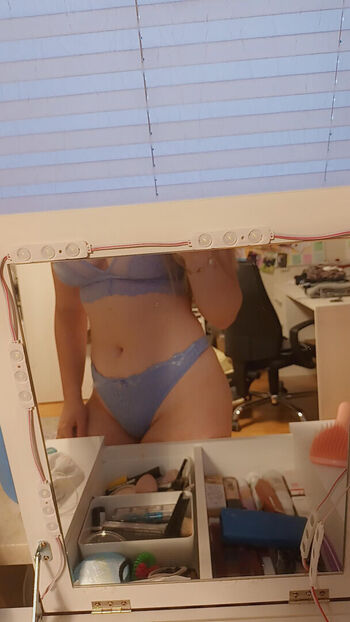 Full leaked Zoe anne may page private onlyfans photo