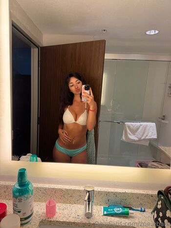 Full leaked Zoe ebarb private onlyfans photo