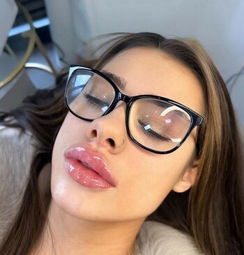 Full leaked Zoe henri private onlyfans photo