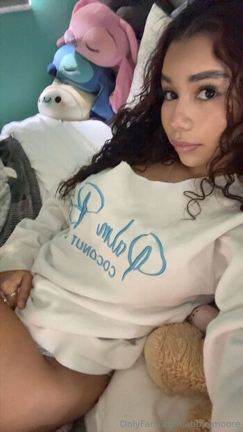 Full leaked Zoe hernan private onlyfans photo