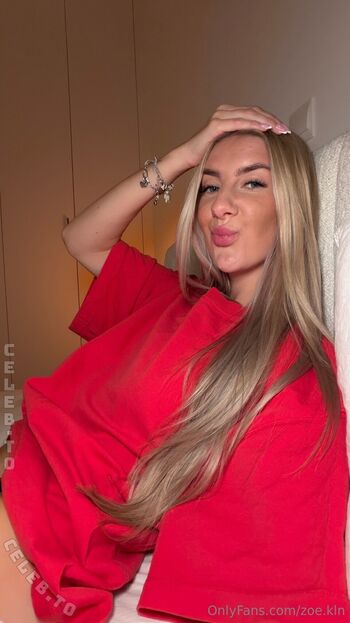 Full leaked Zoe kln private onlyfans photo