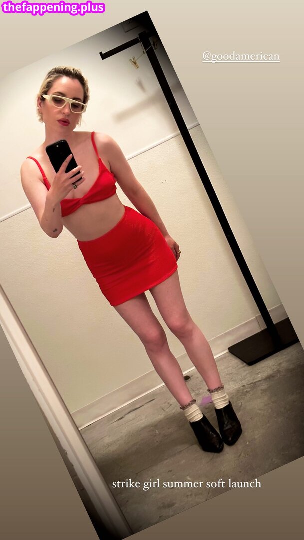 Zoe Lister Jones / https: / zoelisterjones नग्न OnlyFans फोटो #27