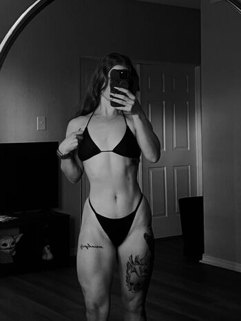 Full leaked Zoe tierney page private onlyfans photo