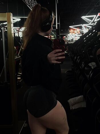 Full leaked Zoe tierney private onlyfans photo