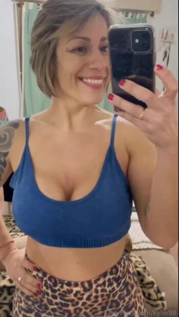 Full leaked Zoechavi private onlyfans photo