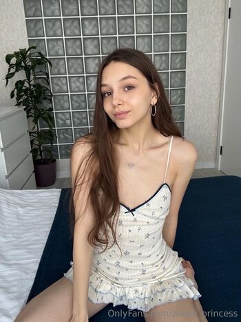 Full leaked Zoeee princess private onlyfans photo