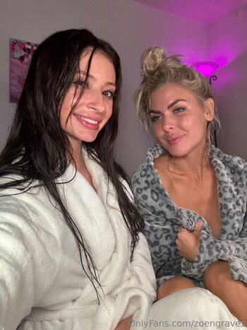 Full leaked Zoengraves private onlyfans photo
