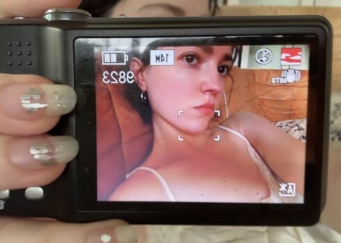 Full leaked Zoeplzshutup private onlyfans photo