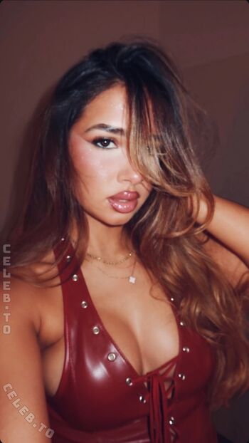 Full leaked Zoesalg private onlyfans photo