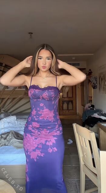 Full leaked Zoesalg page private onlyfans photo