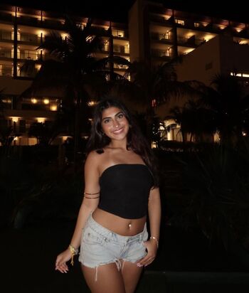 Full leaked Zoespams private onlyfans photo