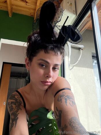 Full leaked Zoevartuli private onlyfans photo