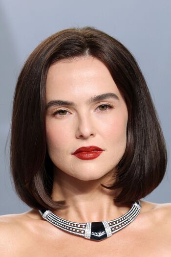 Full leaked Zoey deutch private onlyfans photo