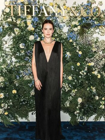 Full leaked Zoey deutch private onlyfans photo