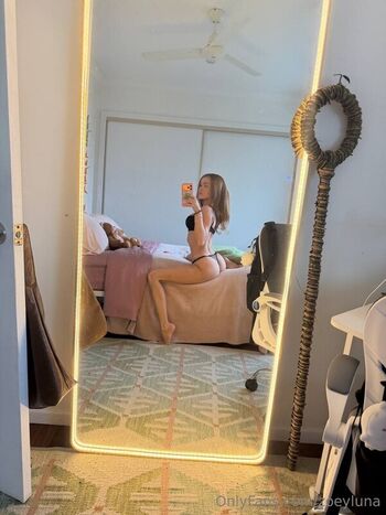 Full leaked Zoey luna private onlyfans photo