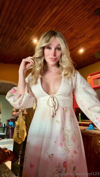 Full leaked Zoey taylor private onlyfans photo