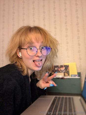 Full leaked Zoeysourdough private onlyfans photo