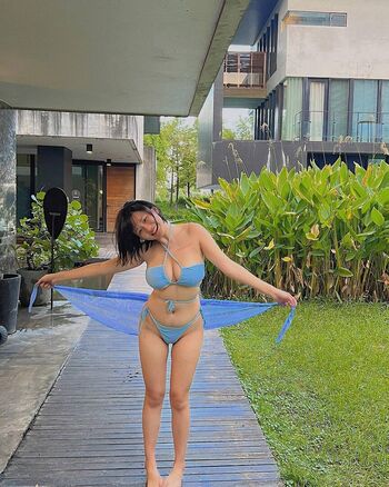 Full leaked Zoeytaiii private onlyfans photo