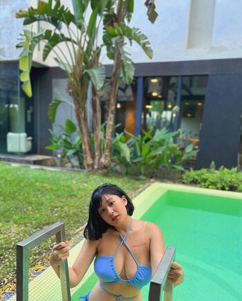 Full leaked Zoeytaiii private onlyfans photo