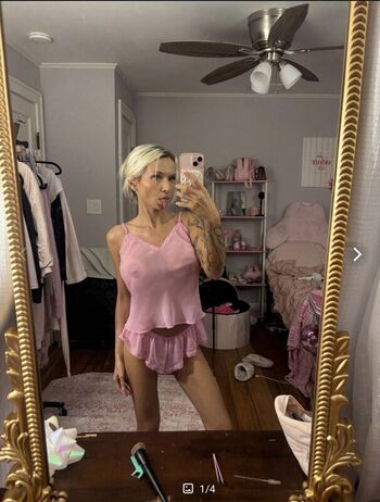 Full leaked Zoie burgher private onlyfans photo