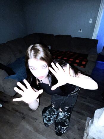 Full leaked Zombe tramp private onlyfans photo