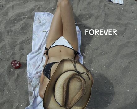 Full leaked Zoya husnnen private onlyfans photo