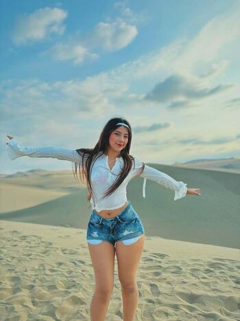 Full leaked Zullyy cs private onlyfans photo