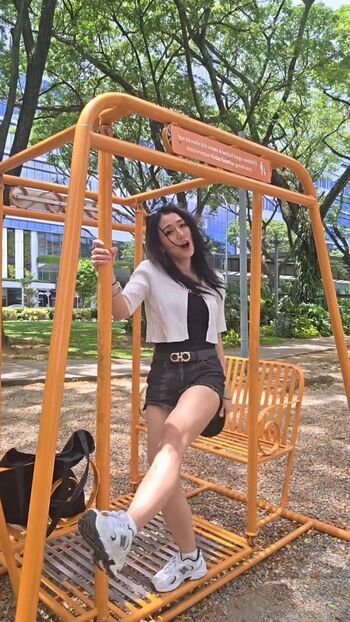 Full leaked Zumi private onlyfans photo