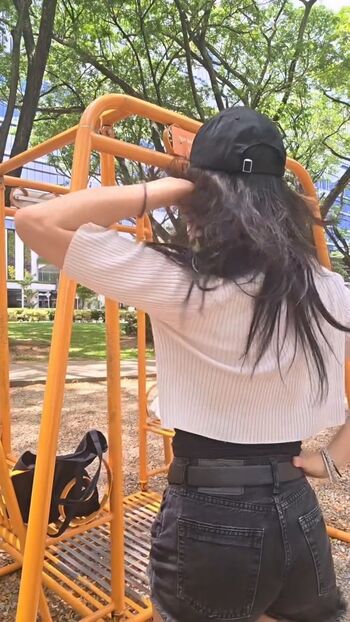 Full leaked Zumi private onlyfans photo