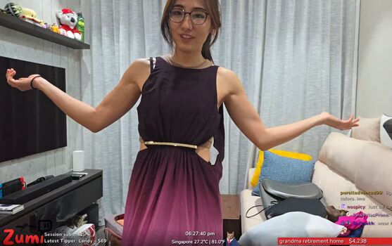 Full leaked Zumi private onlyfans photo