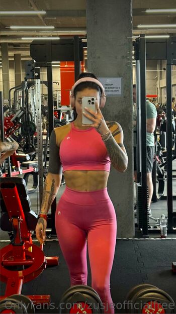Full leaked Zusjeofficial private onlyfans photo
