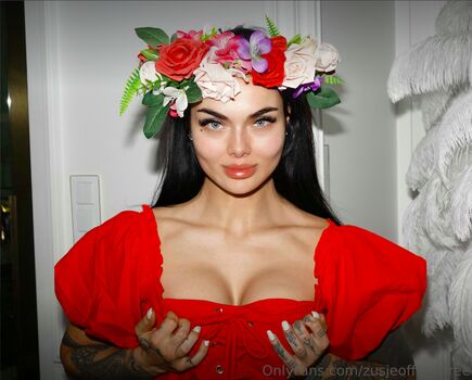Full leaked Zusjeofficial private onlyfans photo