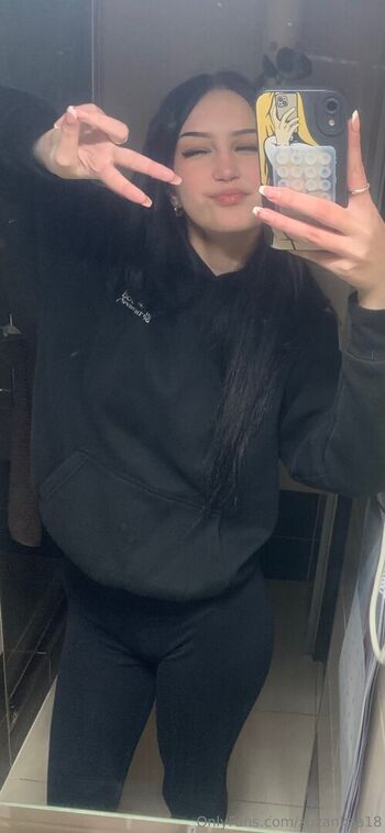 Full leaked Zuzinkaa private onlyfans photo