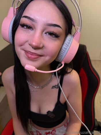 Full leaked Zuzinkaa private onlyfans photo